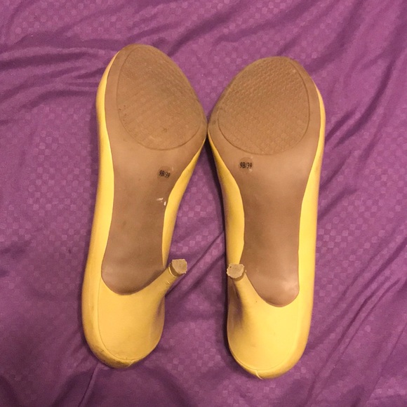 Jessica Simpson size 9 heels - Picture 3 of 5